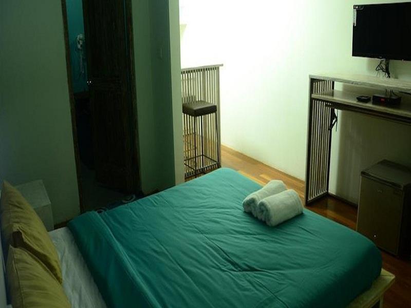 קוטה לומבוק Nau Here Hostel מראה חיצוני תמונה