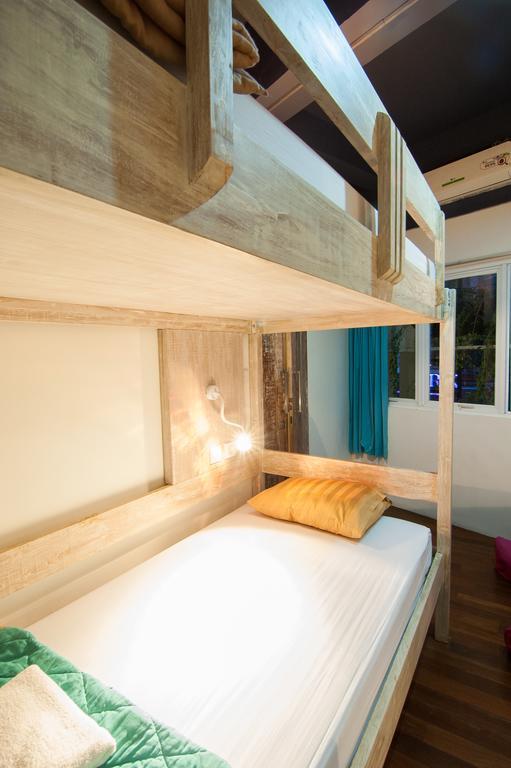 קוטה לומבוק Nau Here Hostel מראה חיצוני תמונה