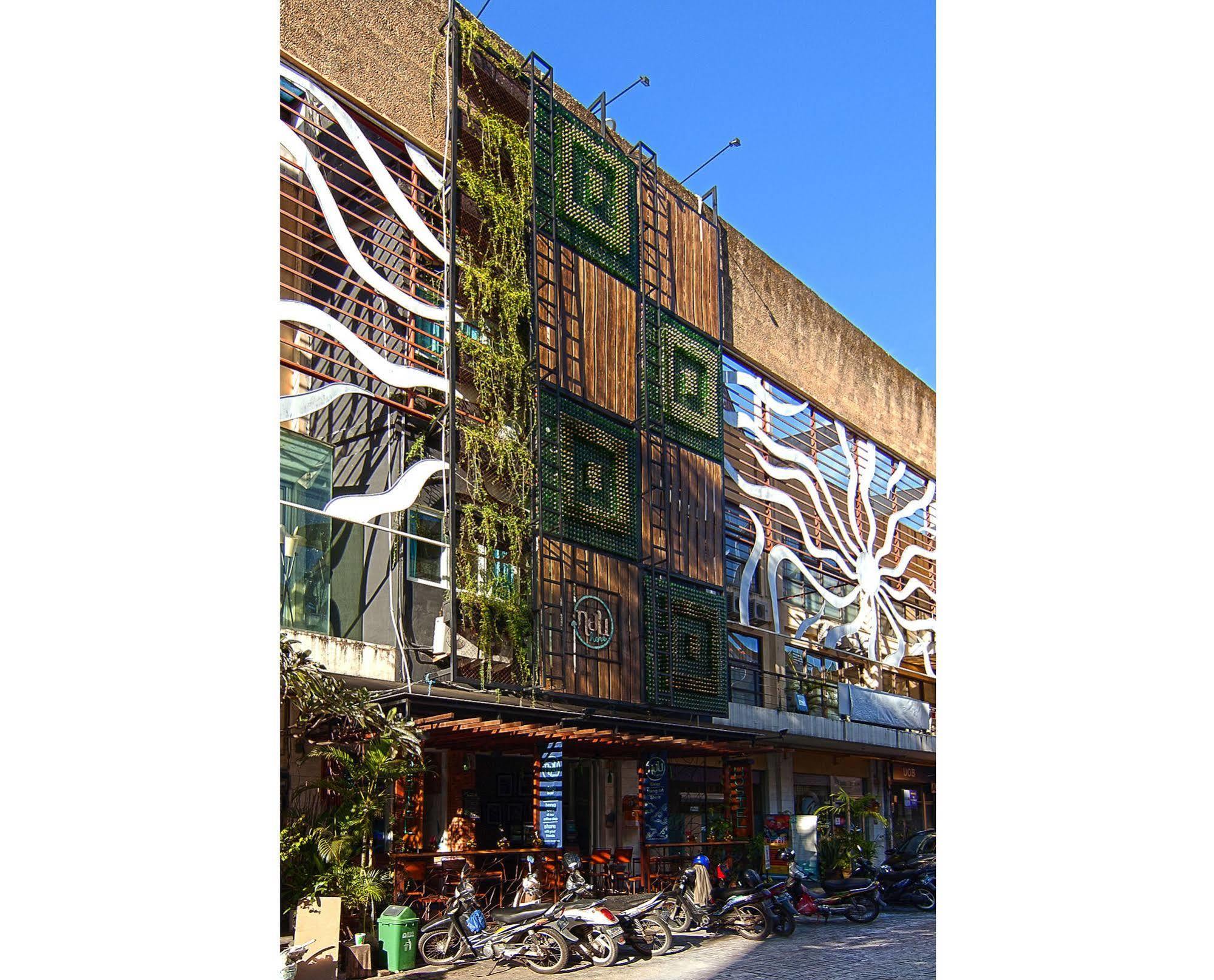 קוטה לומבוק Nau Here Hostel מראה חיצוני תמונה