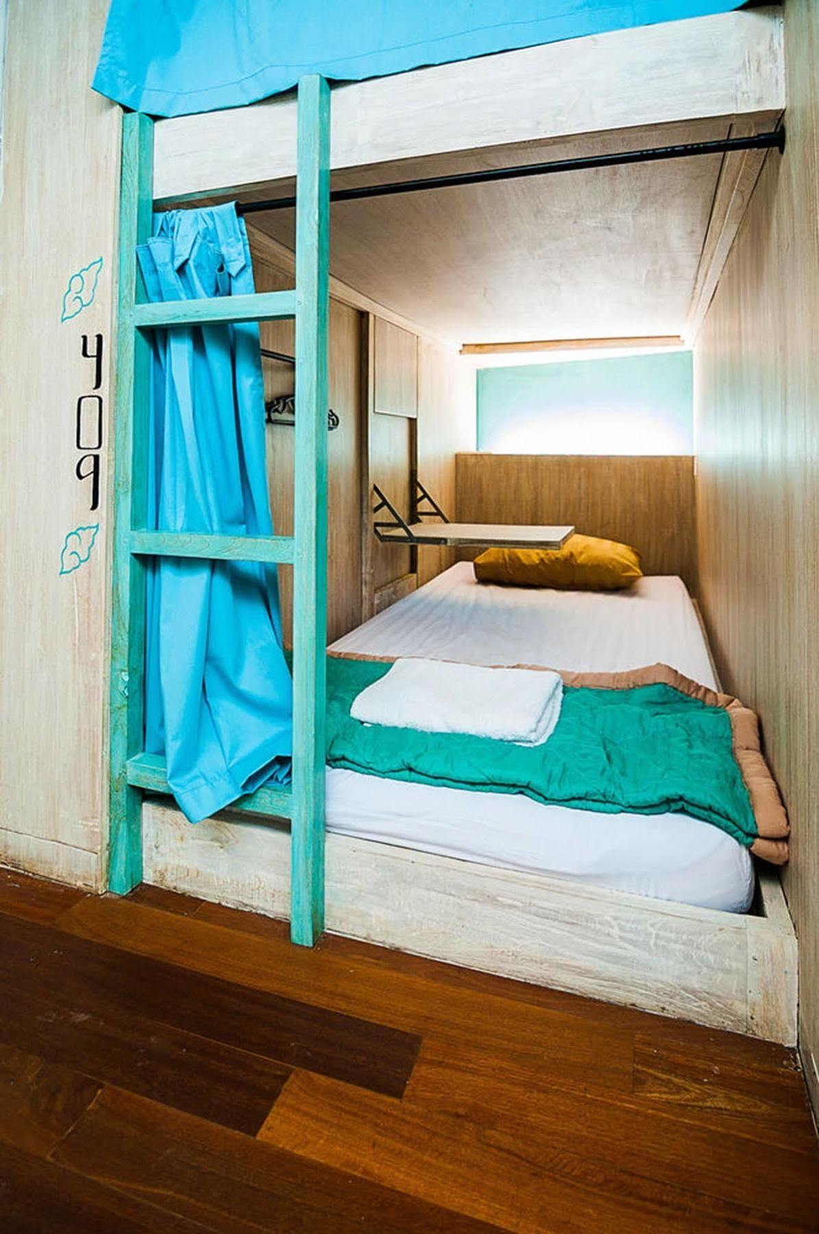 קוטה לומבוק Nau Here Hostel מראה חיצוני תמונה